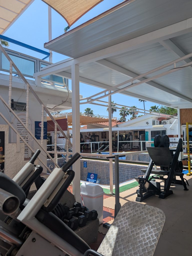 Krafttraining kennt keinen Urlaub